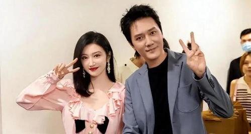 娱乐圈夫妻吃瓜爆料小说,揭秘明星夫妻背后的秘密生活